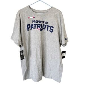 Nike Men's XXL Property of Patriots New England NFL Football NWT